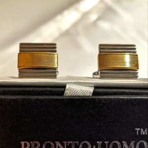 Pronto Uomo Men's Cuff Links Silver And Gold Tone Squares NIB Ribbed Cufflinks